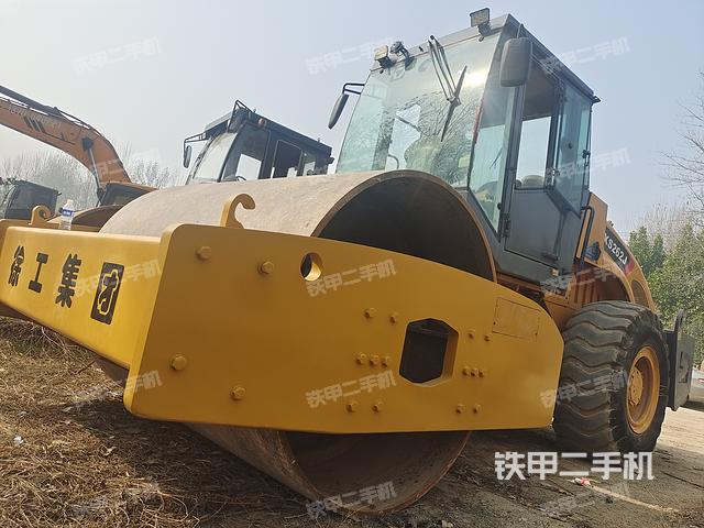 徐工XS202J-Ⅱ压路机