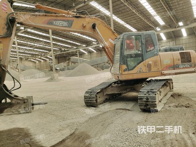 雷沃重工FR220挖掘机