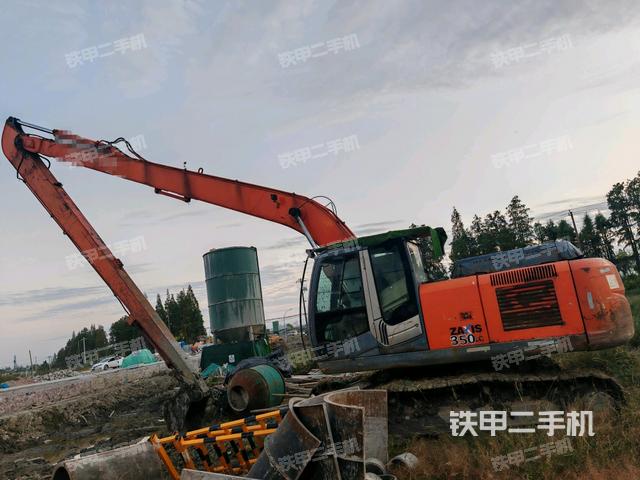 日立ZX250LC-3挖掘机