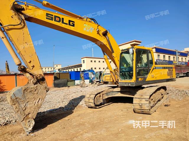 山东临工E6250F挖掘机
