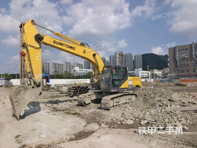住友SH210-6挖掘机