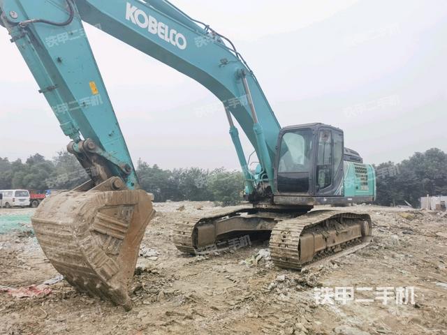 神钢SK350LC-10挖掘机