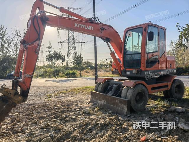 新源XY75W-8挖掘机