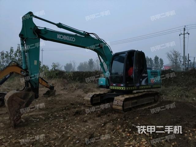 神钢SK130-8挖掘机