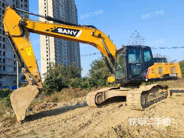 三一重工SY215C挖掘机