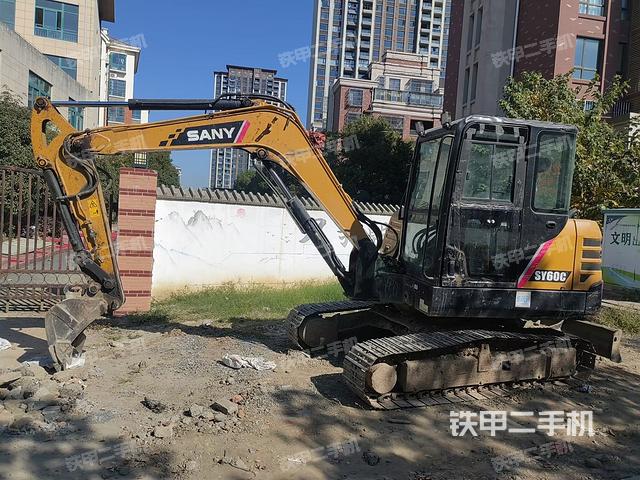 三一重工SY60C挖掘机
