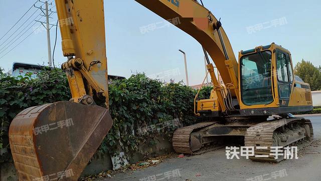 山东临工E6210F挖掘机