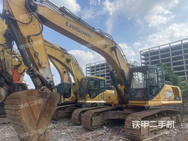 柳工CLG933E挖掘机