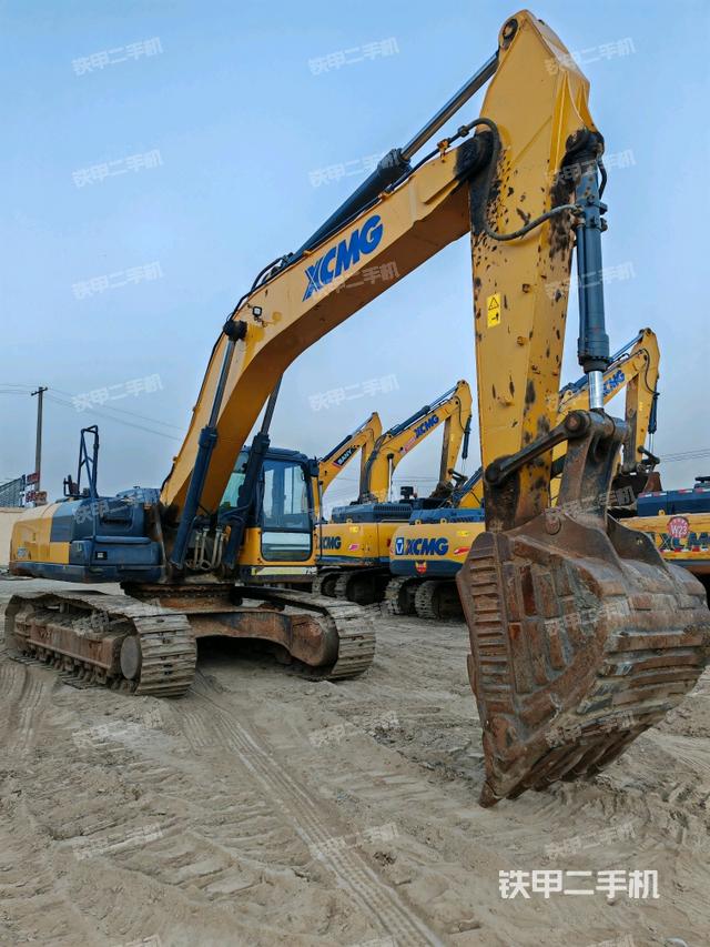 徐工XE370D挖掘机