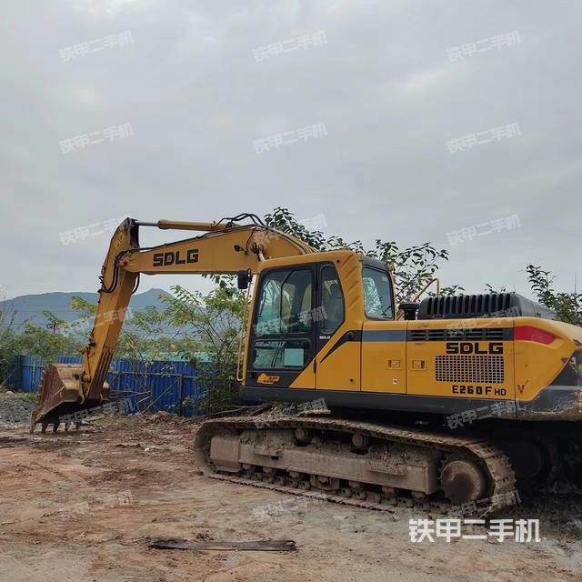 山东临工E6210F挖掘机