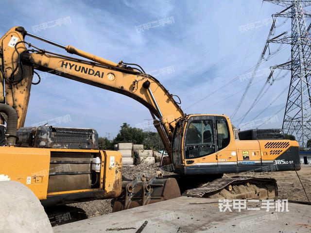 现代R385LC-9T挖掘机