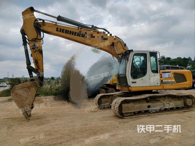 利勃海尔R916LC挖掘机