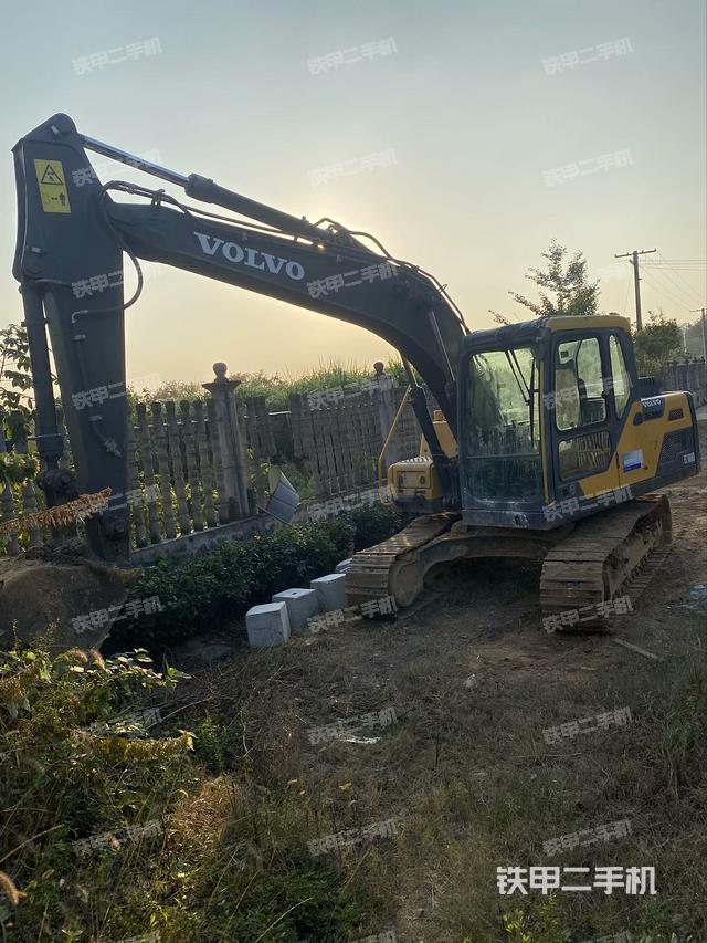 沃尔沃EC120D挖掘机