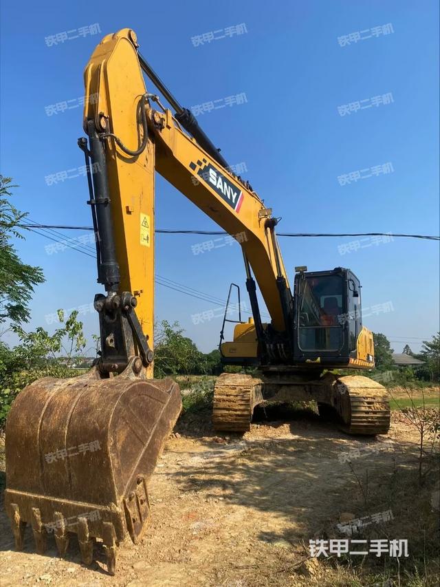 三一重工SY205C挖掘机