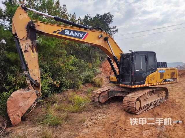 三一重工SY205C挖掘机