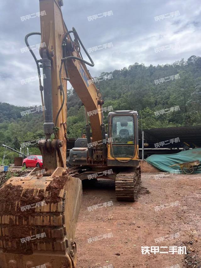 徐工XE135D挖掘机