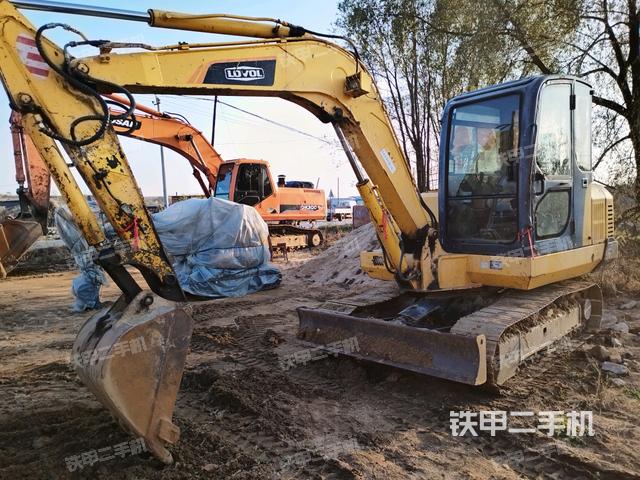 雷沃重工FR65-7挖掘机