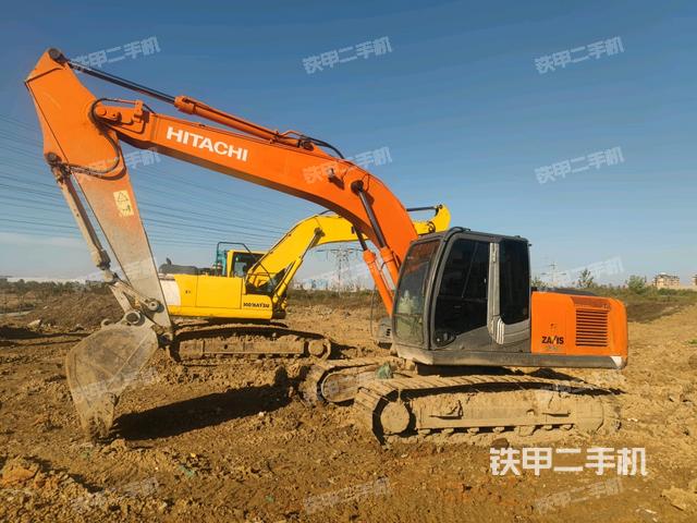 日立ZX200-3挖掘机