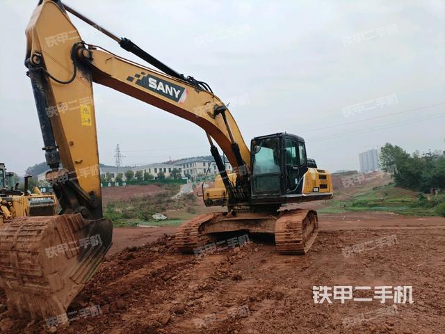 三一重工SY245H挖掘机