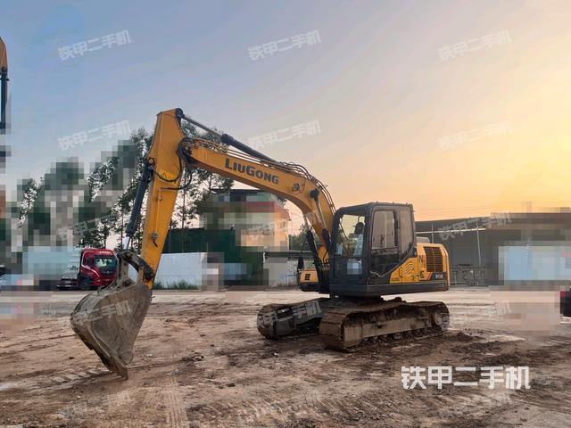 柳工CLG913E挖掘机