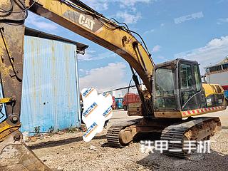 云南-红河哈尼族彝族自治州二手卡特彼勒320D液压挖掘机实拍照片