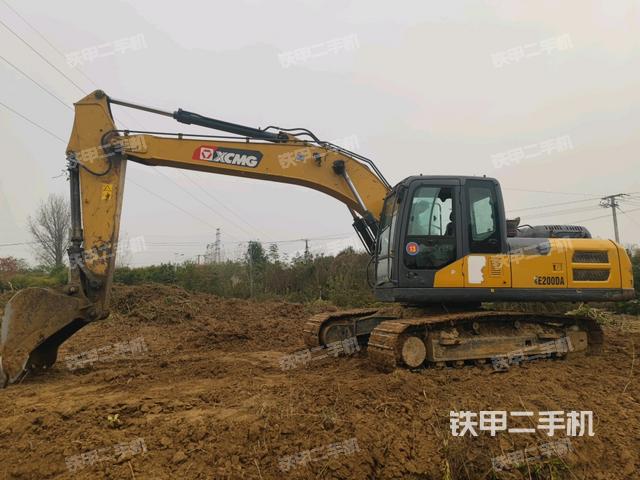 徐工XE200DA挖掘机