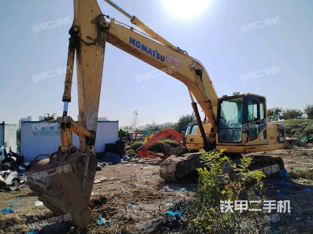 小松PC200-8N1挖掘机