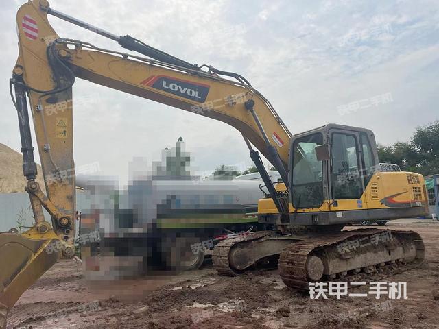 雷沃重工FR200E挖掘机