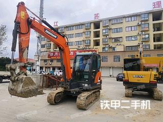 淮安斗山DX55-9C挖掘机实拍图片
