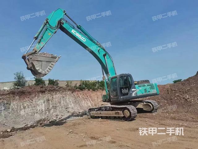 神钢SK330-8挖掘机