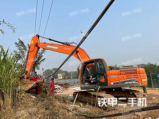 滨州斗山DX215-9C挖掘机实拍图片