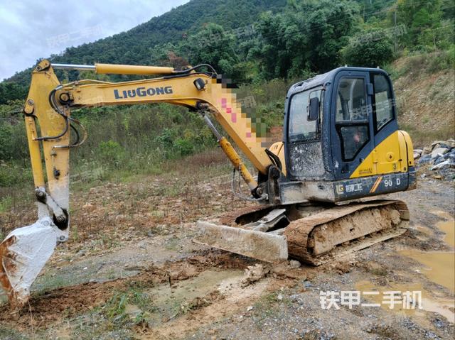 柳工CLG906D挖掘机