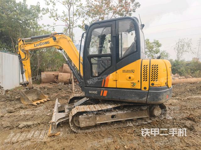 柳工CLG906E挖掘机