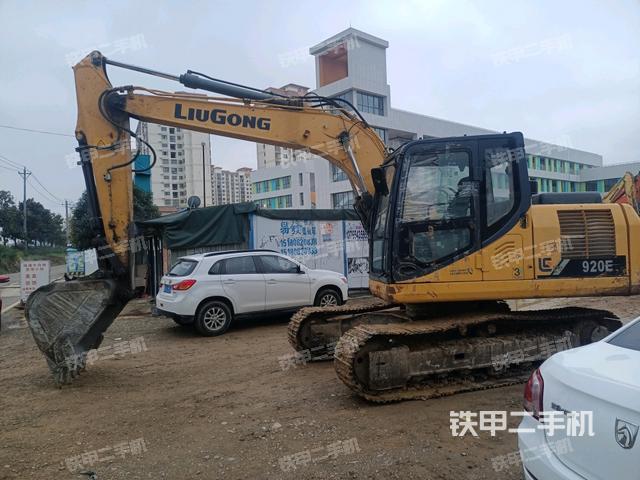 柳工CLG915E挖掘机