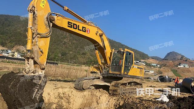 山东临工E6300F挖掘机