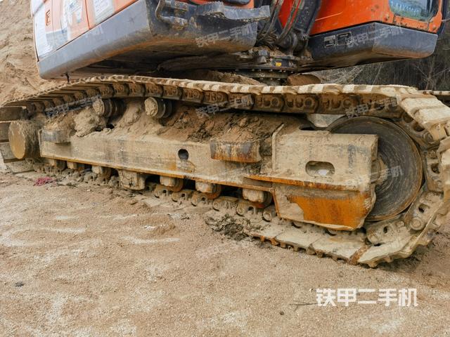 右側履帶整體(行走機構) 右側履帶整體(行走機構)
