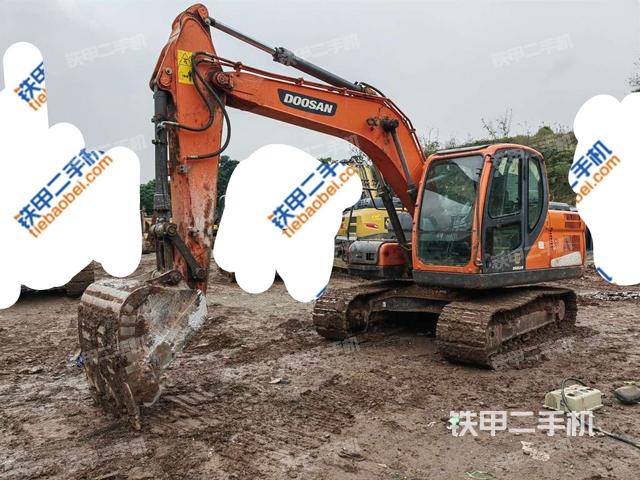 斗山DX130-9C挖掘机