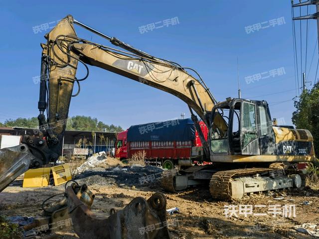 卡特彼勒320D液压挖掘机