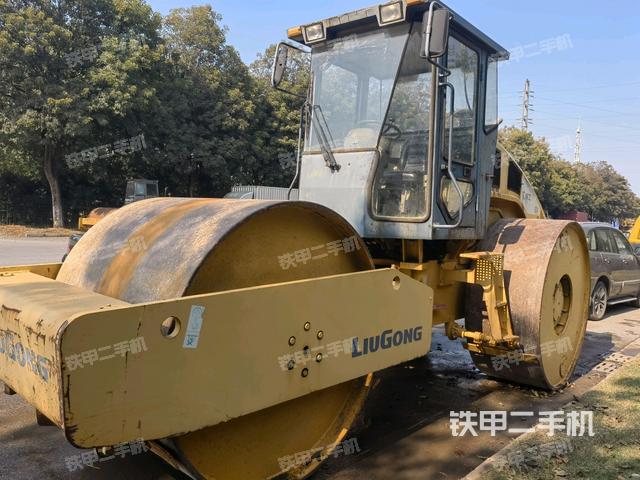 柳工CLG624压路机