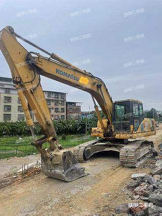 柳州小松PC220-7挖掘机实拍图片