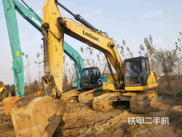 柳工CLG920E挖掘机