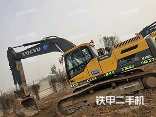 朝阳沃尔沃EC300DL挖掘机实拍图片