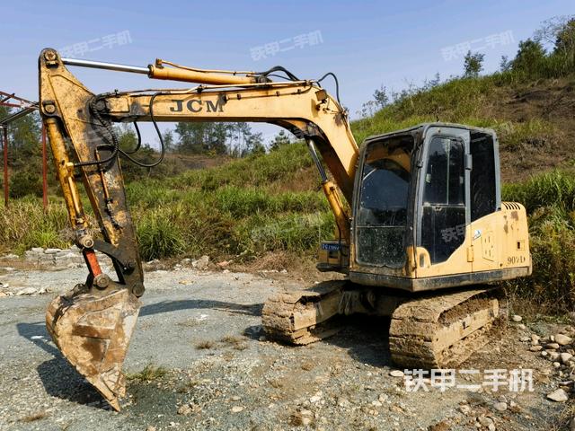 山重建机JCM907D挖掘机