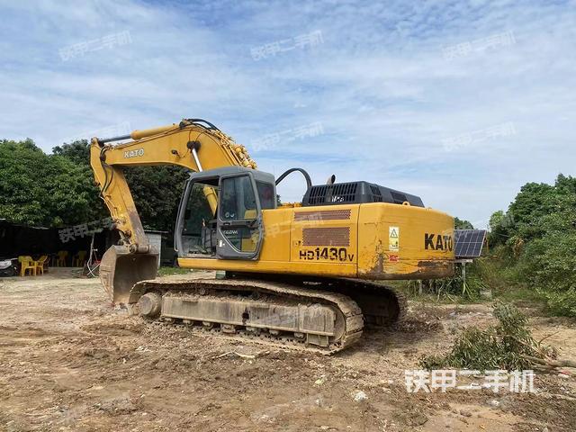 加藤HD1430V挖掘机