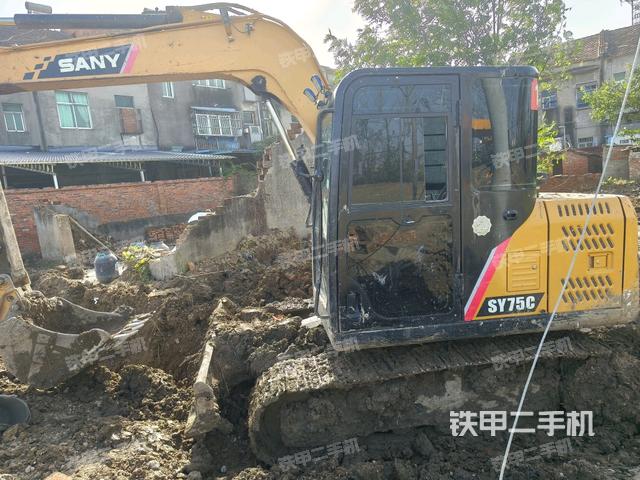三一重工SY75C挖掘机