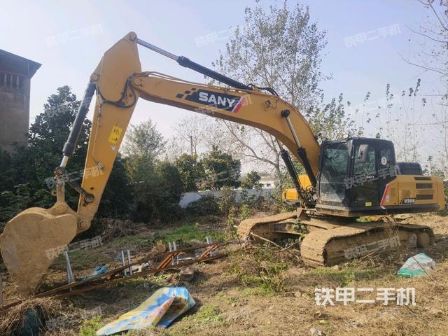 三一重工SY245H挖掘机