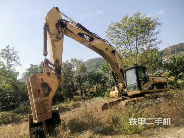卡特彼勒330C挖掘机