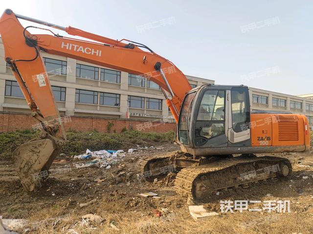 日立ZX200-3挖掘机