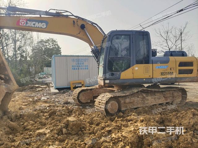 徐工XE200DA挖掘机
