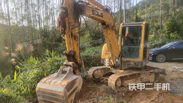 山东临工E655F挖掘机